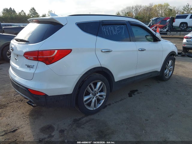 Продажа на аукционе авто 2015 Hyundai Santa Fe Sport 2.0l Turbo, vin: 5XYZWDLA1FG247936, номер лота: 44996157