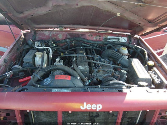 44996176 :رقم المزاد ، 1J4FF68S3XL528765 vin ، 1999 Jeep Cherokee Classic/sport مزاد بيع