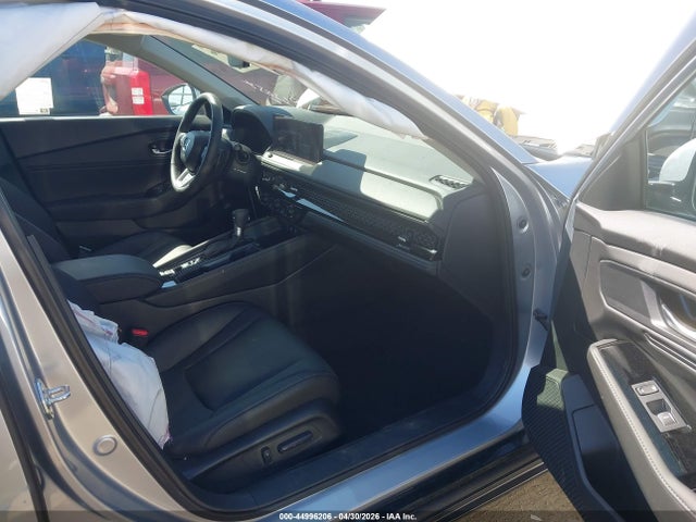 1HGCY2F82SA089373 Honda Accord Hybrid Touring