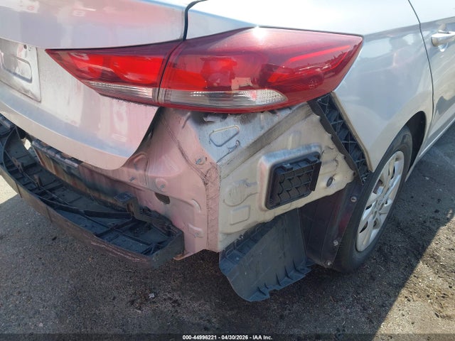KMHD74LF6HU084247 Hyundai ELANTRA SE
