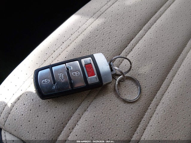 44996281 :رقم المزاد ، WVWMN7AN4AE530255 vin ، 2010 Volkswagen Cc Sport مزاد بيع