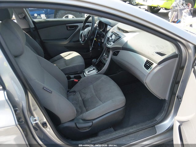 Продажа на аукционе авто 2013 Hyundai Elantra Gls, vin: KMHDH4AEXDU928565, номер лота: 44996294