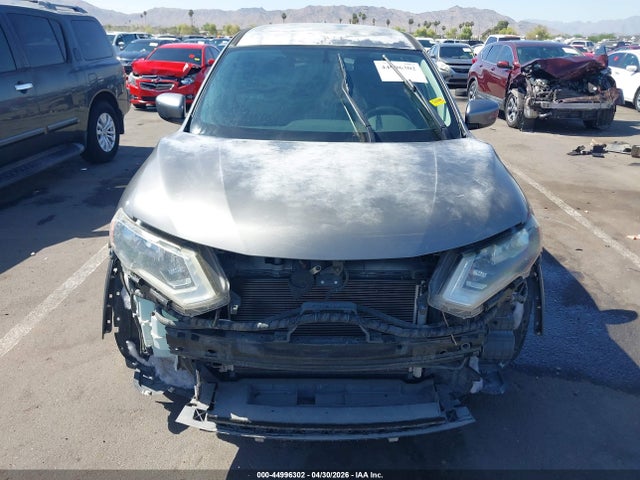 Продажа на аукционе авто 2017 Nissan Rogue S, vin: JN8AT2MT9HW387043, номер лота: 44996302