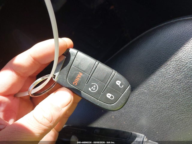 Продажа на аукционе авто 2018 Jeep Compass Latitude 4x4, vin: 3C4NJDBBXJT185560, номер лота: 44996330