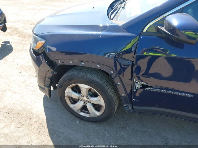 Продажа на аукционе авто 2018 Jeep Compass Latitude 4x4, vin: 3C4NJDBBXJT185560, номер лота: 44996330