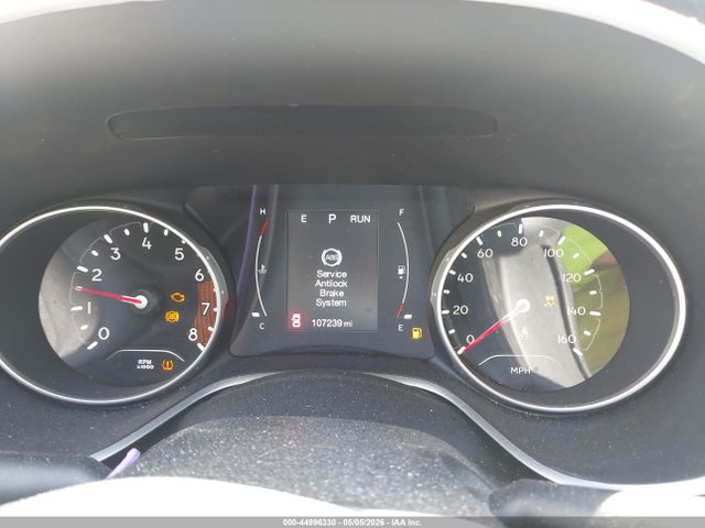 Продажа на аукционе авто 2018 Jeep Compass Latitude 4x4, vin: 3C4NJDBBXJT185560, номер лота: 44996330