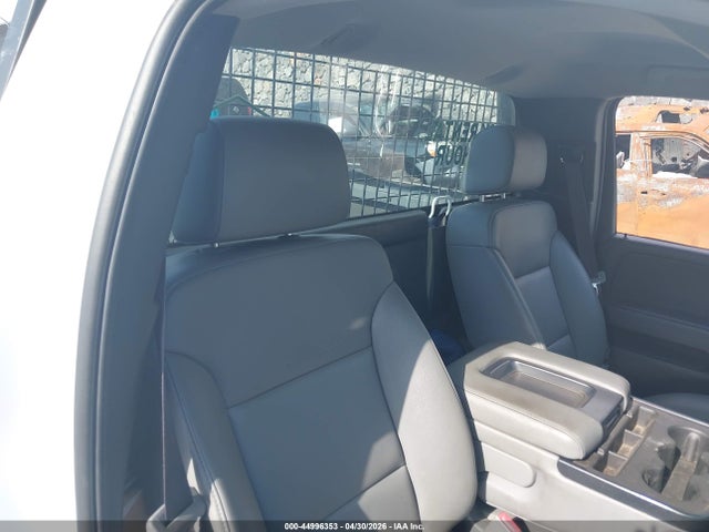 1GCNCNEH3HZ111173 Chevrolet Silverado 1500 Wt