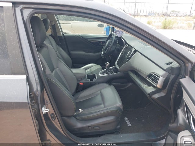 44996375 :رقم المزاد ، 4S4BTGLD1M3175283 vin ، 2021 Subaru Outback Onyx Edition Xt مزاد بيع
