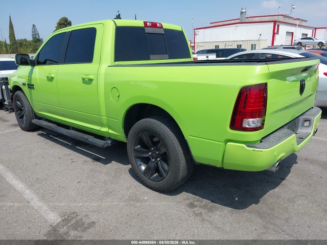 44996384 :رقم المزاد ، 1C6RR6MT6HS752572 vin ، 2017 Ram 1500 Sport  4x2 5'7 Box مزاد بيع
