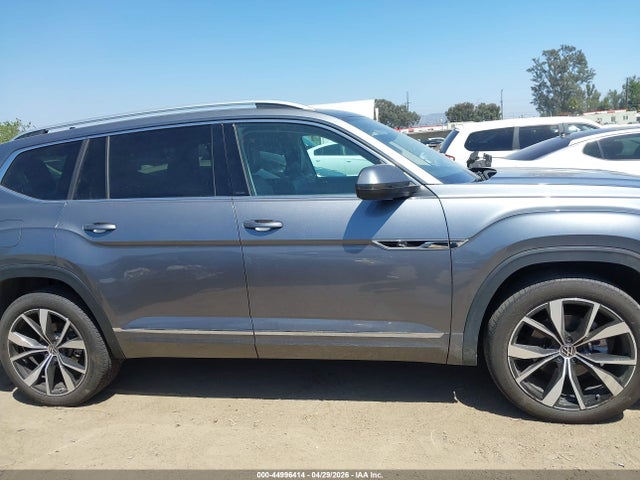 2024 Volkswagen Atlas 2.0t Sel Premium R-line მანქანა იყიდება აუქციონზე, vin: 1V2FR2CA6RC585824, აუქციონის ნომერი: 44996414