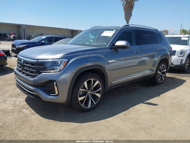 2024 Volkswagen Atlas 2.0t Sel Premium R-line მანქანა იყიდება აუქციონზე, vin: 1V2FR2CA6RC585824, აუქციონის ნომერი: 44996414