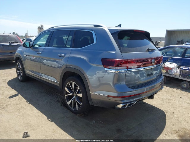 2024 Volkswagen Atlas 2.0t Sel Premium R-line მანქანა იყიდება აუქციონზე, vin: 1V2FR2CA6RC585824, აუქციონის ნომერი: 44996414