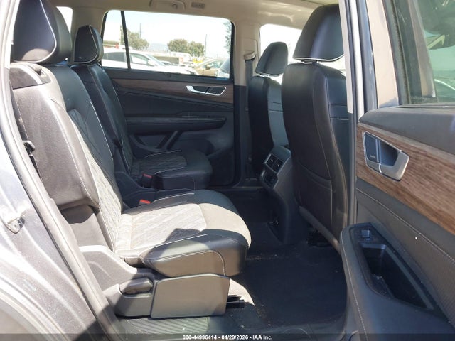 2024 Volkswagen Atlas 2.0t Sel Premium R-line მანქანა იყიდება აუქციონზე, vin: 1V2FR2CA6RC585824, აუქციონის ნომერი: 44996414