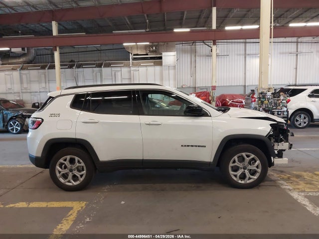 3C4NJDBN4TT189987 Jeep Compass Latitude