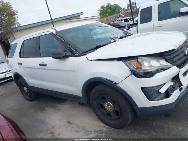 Ford Utility Police Interceptor 2016 1FM5K8AR8GGD31353 Image 14