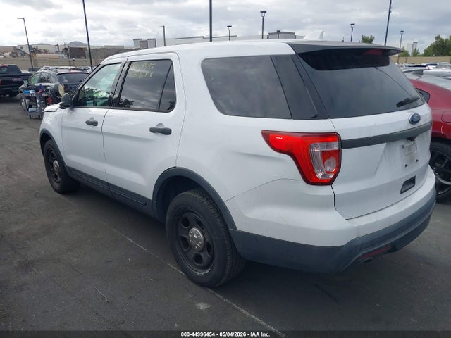 Ford Utility Police Interceptor 2016 1FM5K8AR8GGD31353 Image 3