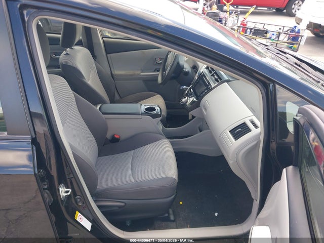 Продажа на аукционе авто 2016 Toyota Prius V Two, vin: JTDZN3EU9GJ043813, номер лота: 44996471