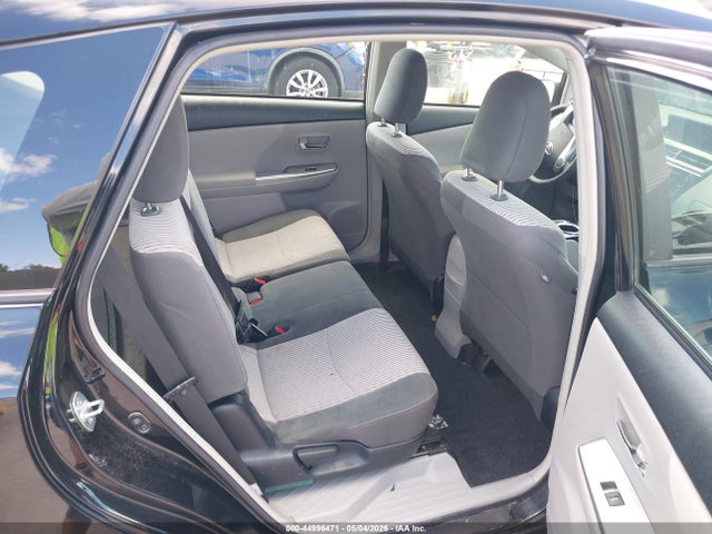 Продажа на аукционе авто 2016 Toyota Prius V Two, vin: JTDZN3EU9GJ043813, номер лота: 44996471