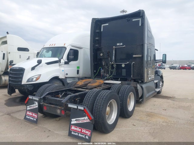 44996496 :رقم المزاد ، 1XKYDP9X3KJ180026 vin ، 2019 Kenworth T680 مزاد بيع