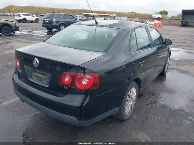 44996511 :رقم المزاد ، 3VWJZ7AJ7AM077986 vin ، 2010 Volkswagen Jetta S مزاد بيع