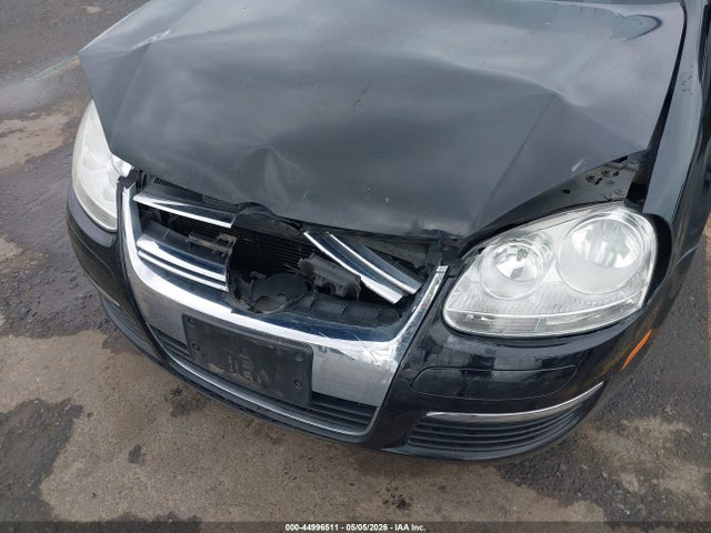 44996511 :رقم المزاد ، 3VWJZ7AJ7AM077986 vin ، 2010 Volkswagen Jetta S مزاد بيع