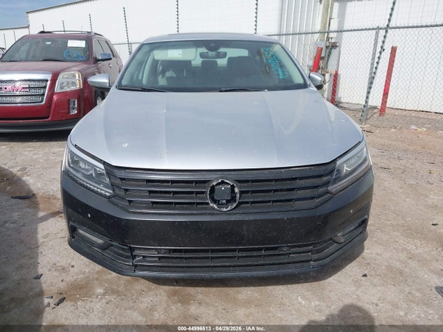 Продаж на аукціоні авто 2017 Volkswagen Passat 1.8t Sel Premium, vin: 1VWCT7A39HC048271, номер лоту: 44996513