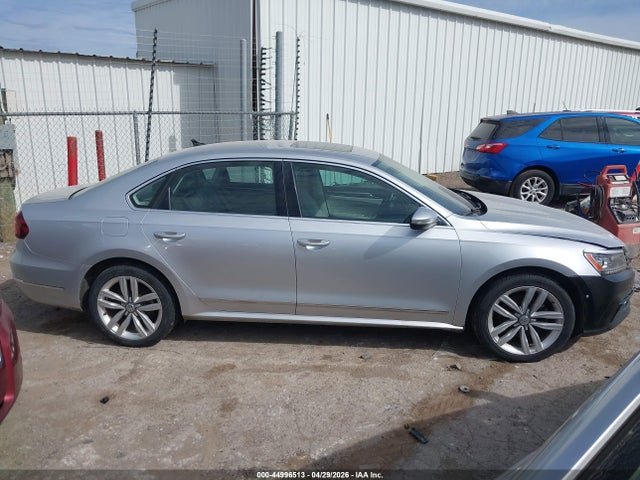 Продаж на аукціоні авто 2017 Volkswagen Passat 1.8t Sel Premium, vin: 1VWCT7A39HC048271, номер лоту: 44996513