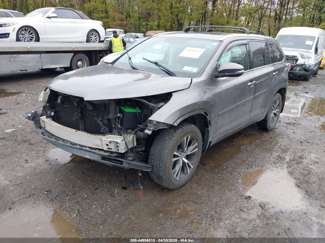 2016 Toyota Highlander Xle V6 მანქანა იყიდება აუქციონზე, vin: 5TDJKRFHXGS349304, აუქციონის ნომერი: 44996515