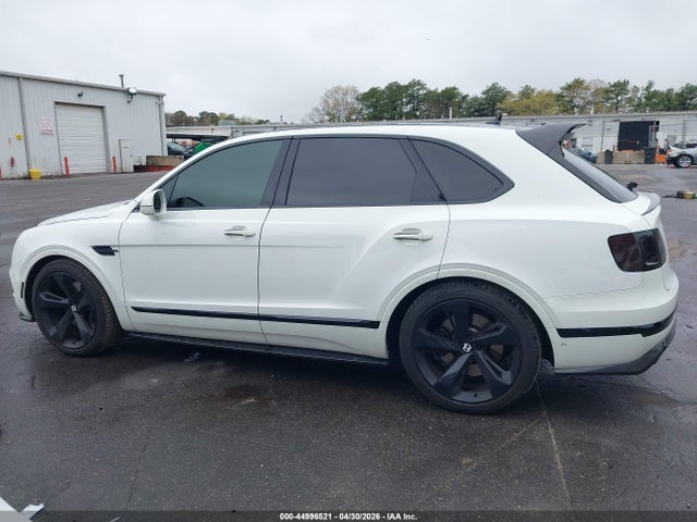 Продажа на аукционе авто 2018 Bentley Bentayga Activity Edition/black Edition/mulliner/onyx Edition/w12, vin: SJAAC2ZV4JC020050, номер лота: 44996521