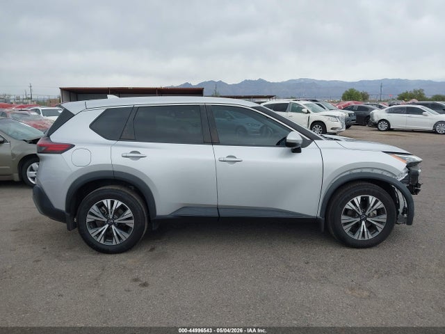 5N1BT3BA6NC712537 Nissan Rogue Sv Fwd