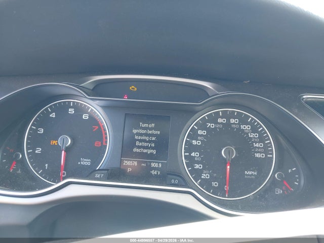 44996557 :رقم المزاد ، WAUFFAFL1EN040059 vin ، 2014 Audi A4 2.0t Premium مزاد بيع