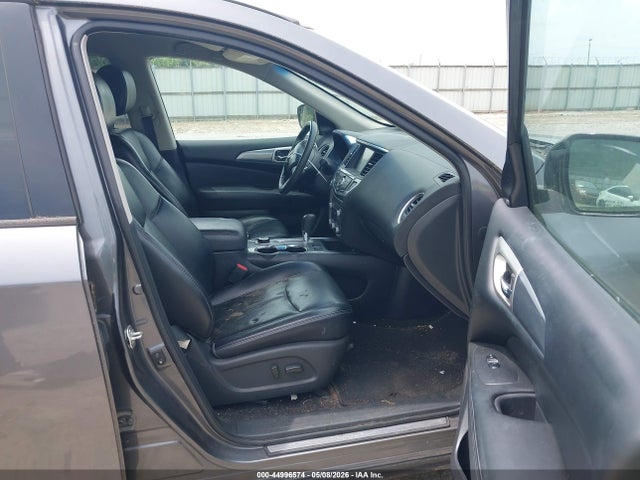 44996574 :رقم المزاد ، 5N1DR2MM6HC906238 vin ، 2017 Nissan Pathfinder Sl مزاد بيع