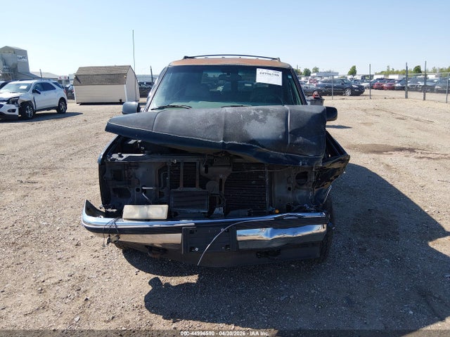 Продажа на аукционе авто 1999 Chevrolet Tahoe Ls, vin: 1GNEK13R4XJ443747, номер лота: 44996590