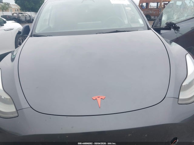 Продажа на аукционе авто 2023 Tesla Model Y Performance Dual Motor All-wheel Drive, vin: 7SAYGDEF3PF660194, номер лота: 44996592