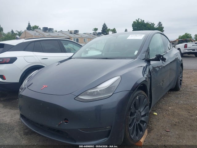 Продажа на аукционе авто 2023 Tesla Model Y Performance Dual Motor All-wheel Drive, vin: 7SAYGDEF3PF660194, номер лота: 44996592
