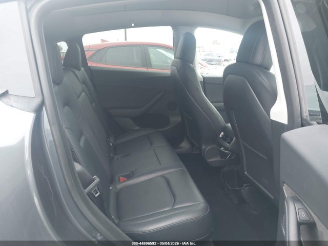 Продажа на аукционе авто 2023 Tesla Model Y Performance Dual Motor All-wheel Drive, vin: 7SAYGDEF3PF660194, номер лота: 44996592