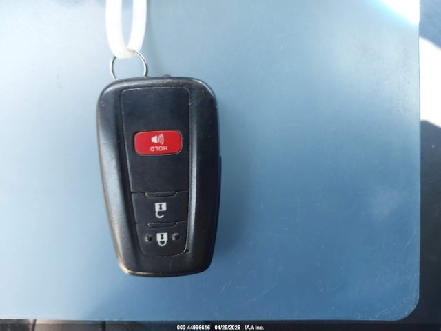 JTDKARFU6H3534229 Toyota Prius Four Touring
