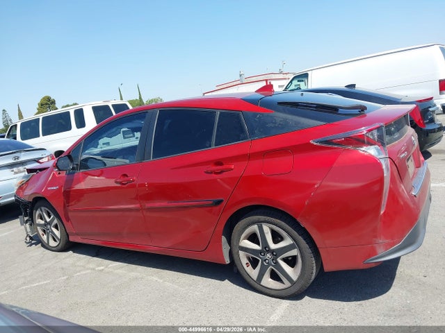 JTDKARFU6H3534229 Toyota Prius Four Touring