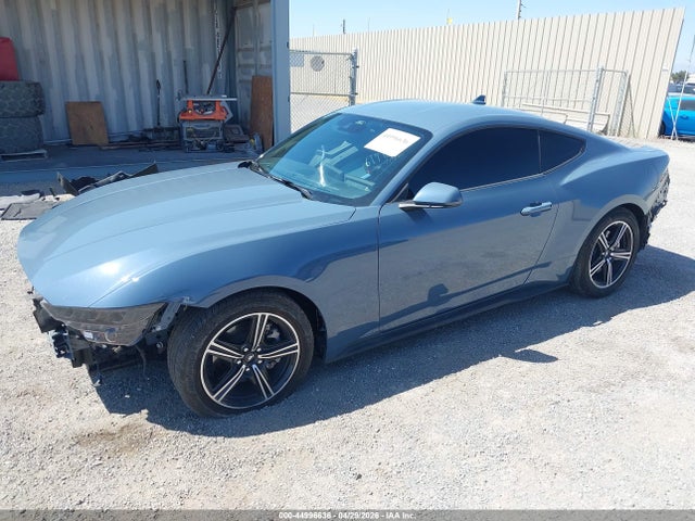 Ford Mustang Ecoboost Fastback 2025 1FA6P8TH4S5123883 Image 2