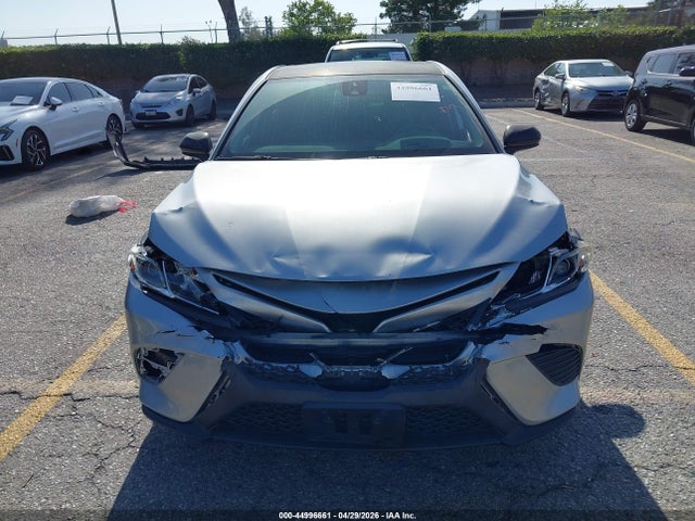 4T1G11AK6LU951426 Toyota CAMRY SE