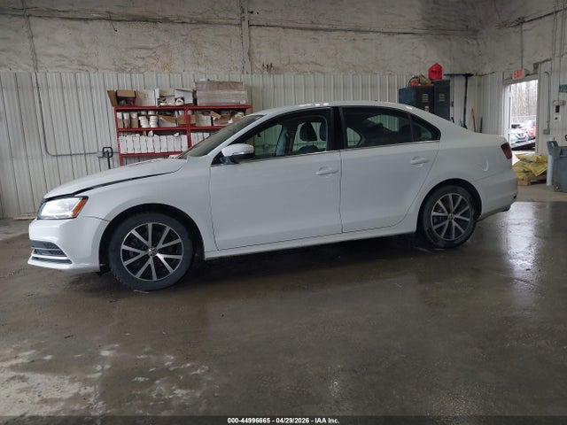 44996665 :رقم المزاد ، 3VWDB7AJ9HM275903 vin ، 2017 Volkswagen Jetta 1.4t Se مزاد بيع