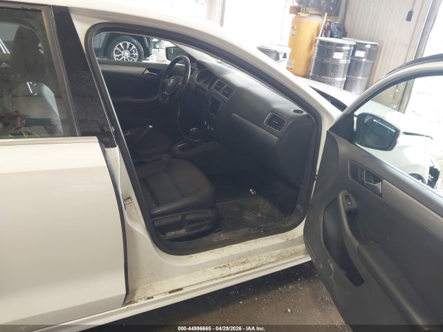 44996665 :رقم المزاد ، 3VWDB7AJ9HM275903 vin ، 2017 Volkswagen Jetta 1.4t Se مزاد بيع