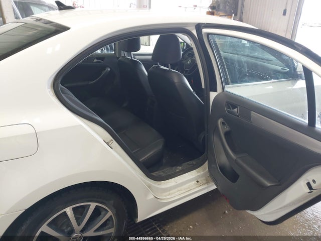 44996665 :رقم المزاد ، 3VWDB7AJ9HM275903 vin ، 2017 Volkswagen Jetta 1.4t Se مزاد بيع
