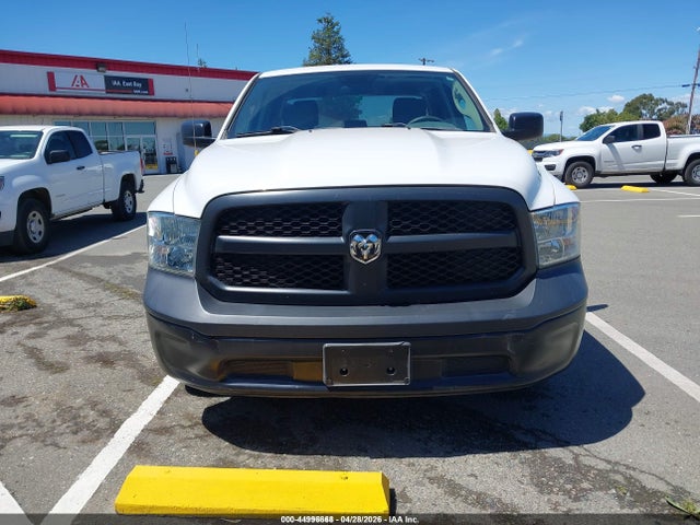 44996668 :رقم المزاد ، 1C6RR6FG0JS290659 vin ، 2018 Ram 1500 Tradesman  4x2 6'4 Box مزاد بيع