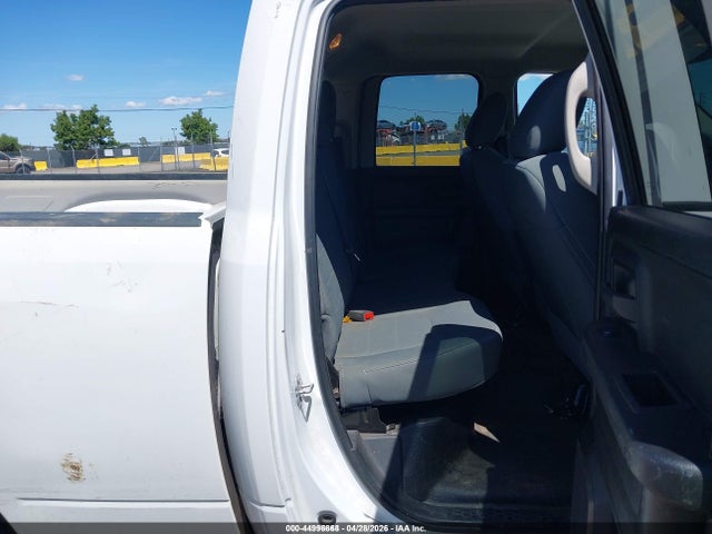 44996668 :رقم المزاد ، 1C6RR6FG0JS290659 vin ، 2018 Ram 1500 Tradesman  4x2 6'4 Box مزاد بيع