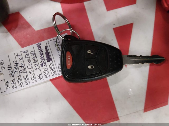 1C4NJPBB3GD526930 Jeep Patriot Sport