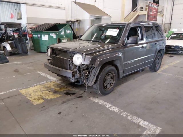 1C4NJPBB3GD526930 Jeep Patriot Sport
