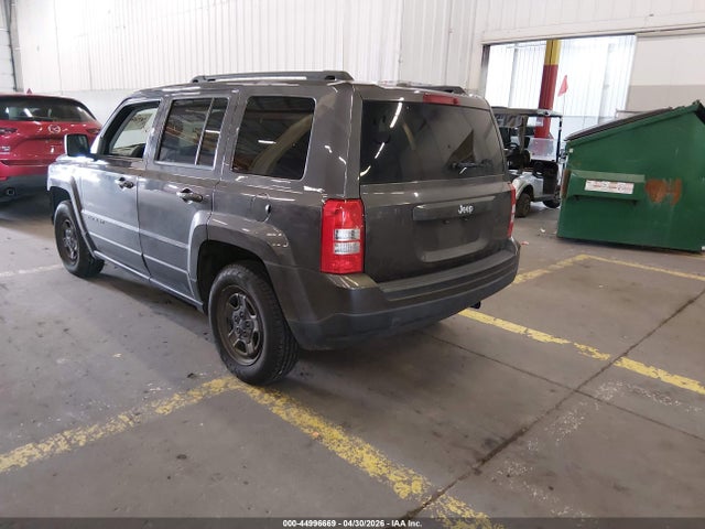 1C4NJPBB3GD526930 Jeep Patriot Sport