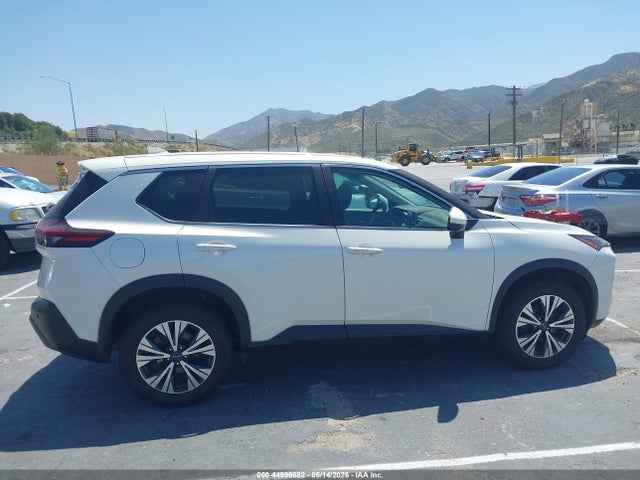 5N1BT3BA6NC734067 Nissan Rogue Sv Fwd