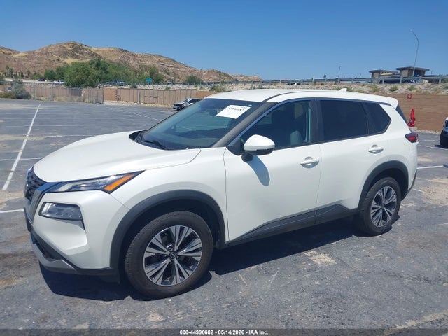 5N1BT3BA6NC734067 Nissan Rogue Sv Fwd
